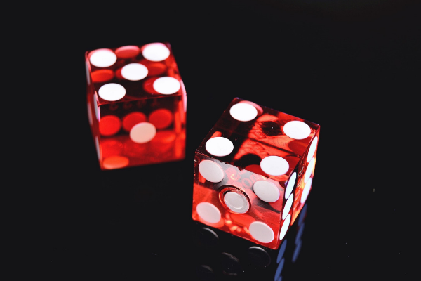 Picture of dice - thanks to the artist on Pexels